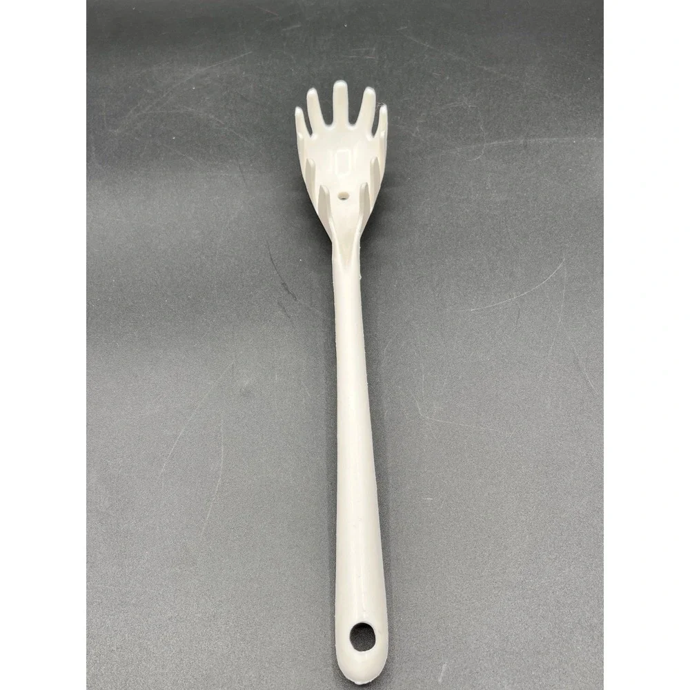 Vtg White Plastic Pasta Spaghetti Server Claw Noodle Fork Made in USA 11.25